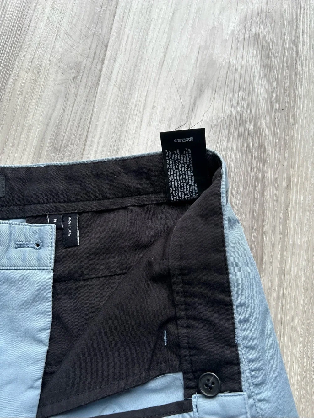 Theory | Sky Blue Flat-Front Stretch Cotton Shorts (31